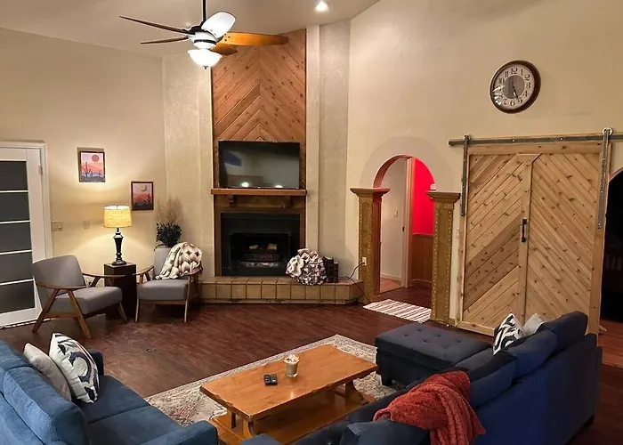 Family Friendly With Character And Charm Holiday home